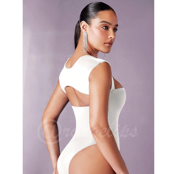 White Slim Fit Bodysuit Sweetheart Décolleté Neckline - Picture 5 of 8